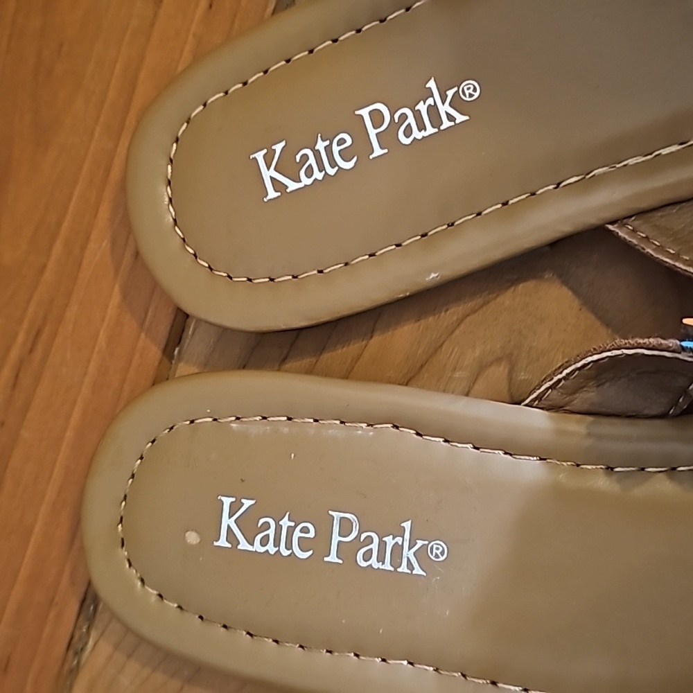 NWOT Kate Park floral sandals size 10 - Picture 6 of 7